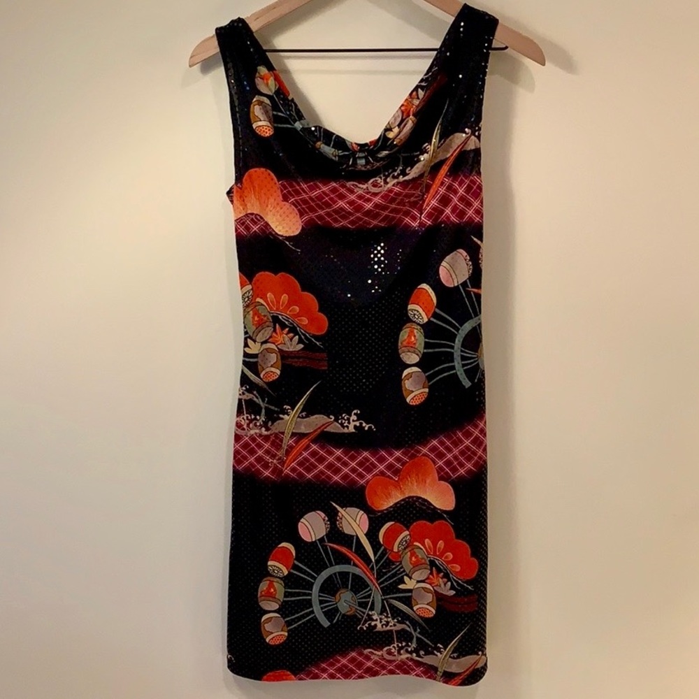 French Curve Sleeveless Shimmery Dress